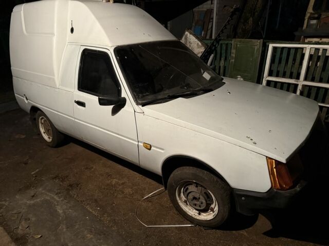 Белый ЗАЗ Таврия, объемом двигателя 1.2 л и пробегом 140 тыс. км за 650 $, фото 1 на Automoto.ua