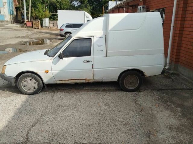 Білий ЗАЗ Таврія, об'ємом двигуна 0 л та пробігом 180 тис. км за 500 $, фото 1 на Automoto.ua