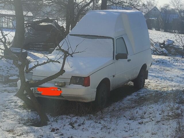 Белый ЗАЗ Таврия, объемом двигателя 1.3 л и пробегом 263 тыс. км за 577 $, фото 1 на Automoto.ua