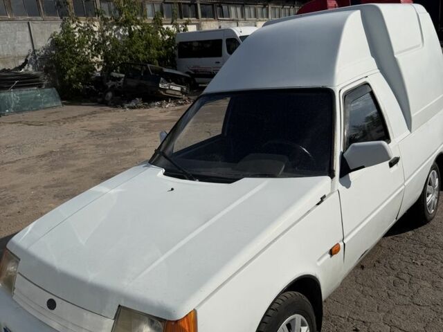 Белый ЗАЗ Таврия, объемом двигателя 1.3 л и пробегом 150 тыс. км за 1199 $, фото 1 на Automoto.ua