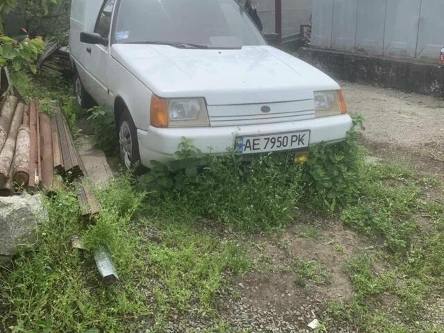 Белый ЗАЗ Таврия, объемом двигателя 1.3 л и пробегом 160 тыс. км за 849 $, фото 1 на Automoto.ua