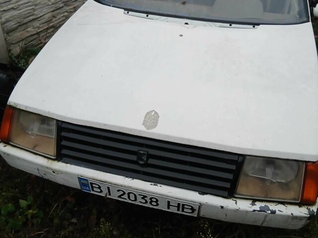 Белый ЗАЗ Таврия, объемом двигателя 1.1 л и пробегом 100 тыс. км за 261 $, фото 1 на Automoto.ua