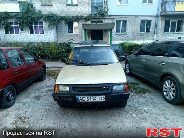 Бежевий ЗАЗ Таврія, об'ємом двигуна 1.1 л та пробігом 293 тис. км за 600 $, фото 1 на Automoto.ua