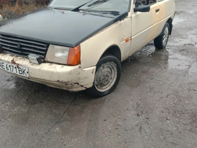 Бежевый ЗАЗ Таврия, объемом двигателя 1.3 л и пробегом 120 тыс. км за 237 $, фото 1 на Automoto.ua