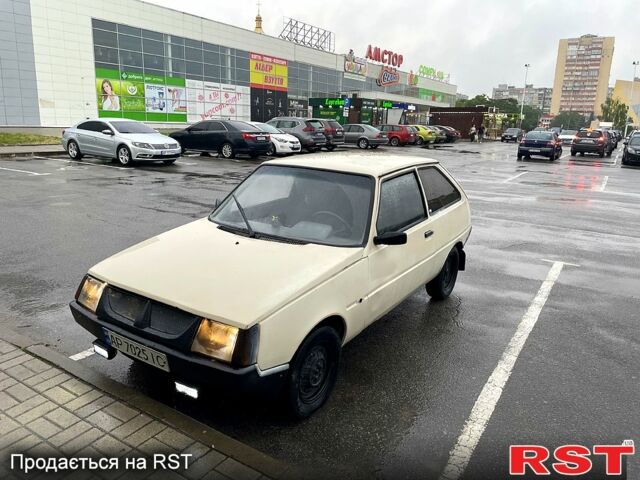 Бежевий ЗАЗ Таврія, об'ємом двигуна 1.1 л та пробігом 220 тис. км за 700 $, фото 1 на Automoto.ua