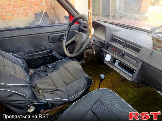 Красный ЗАЗ Таврия, объемом двигателя 1.2 л и пробегом 128 тыс. км за 300 $, фото 1 на Automoto.ua