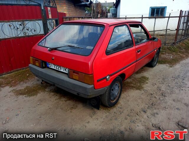 Красный ЗАЗ Таврия, объемом двигателя 1.1 л и пробегом 143 тыс. км за 550 $, фото 1 на Automoto.ua
