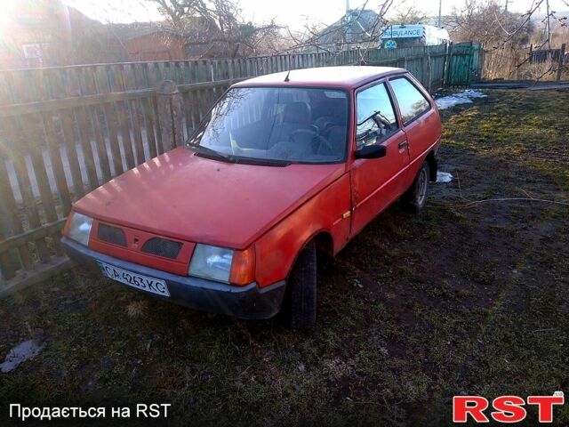 Червоний ЗАЗ Таврія, об'ємом двигуна 1.1 л та пробігом 333 тис. км за 450 $, фото 1 на Automoto.ua