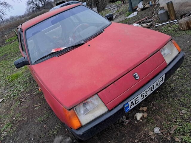 Красный ЗАЗ Таврия, объемом двигателя 0.9 л и пробегом 130 тыс. км за 639 $, фото 1 на Automoto.ua