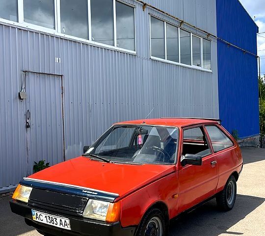 Красный ЗАЗ Таврия, объемом двигателя 1.2 л и пробегом 260 тыс. км за 580 $, фото 1 на Automoto.ua