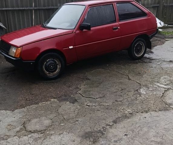 Червоний ЗАЗ Таврія, об'ємом двигуна 1 л та пробігом 88 тис. км за 605 $, фото 1 на Automoto.ua