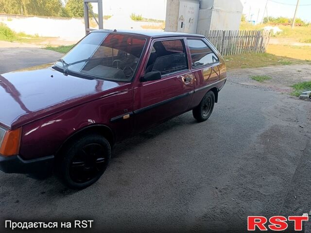 Красный ЗАЗ Таврия, объемом двигателя 1.3 л и пробегом 0 тыс. км за 850 $, фото 1 на Automoto.ua
