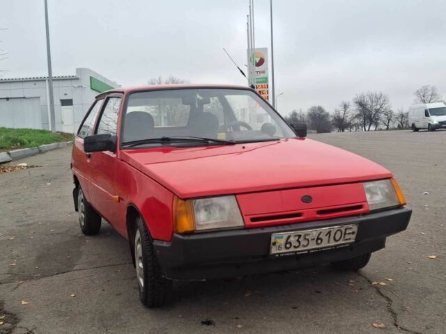 Красный ЗАЗ Таврия, объемом двигателя 1.2 л и пробегом 340 тыс. км за 750 $, фото 1 на Automoto.ua