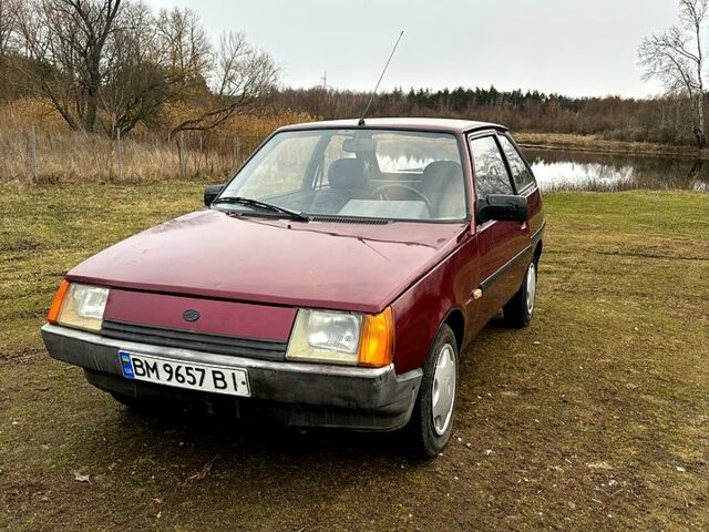 Червоний ЗАЗ Таврія, об'ємом двигуна 1.1 л та пробігом 200 тис. км за 950 $, фото 1 на Automoto.ua