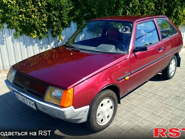 Красный ЗАЗ Таврия, объемом двигателя 1.2 л и пробегом 179 тыс. км за 600 $, фото 1 на Automoto.ua