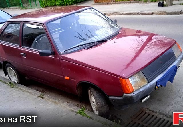 Красный ЗАЗ Таврия, объемом двигателя 1.1 л и пробегом 148 тыс. км за 1150 $, фото 1 на Automoto.ua