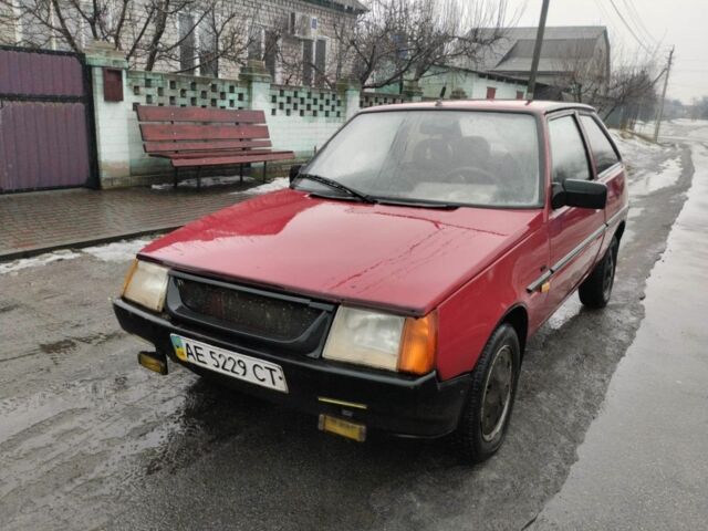 Червоний ЗАЗ Таврія, об'ємом двигуна 1.2 л та пробігом 120 тис. км за 884 $, фото 1 на Automoto.ua