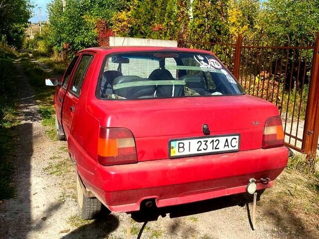 Красный ЗАЗ Таврия, объемом двигателя 1.2 л и пробегом 340 тыс. км за 760 $, фото 1 на Automoto.ua