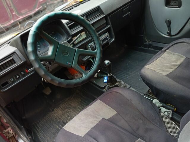 Красный ЗАЗ Таврия, объемом двигателя 1.2 л и пробегом 201 тыс. км за 623 $, фото 1 на Automoto.ua