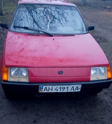 Красный ЗАЗ Таврия, объемом двигателя 11 л и пробегом 0 тыс. км за 800 $, фото 1 на Automoto.ua