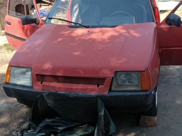 Червоний ЗАЗ Таврія, об'ємом двигуна 1.2 л та пробігом 23 тис. км за 355 $, фото 1 на Automoto.ua