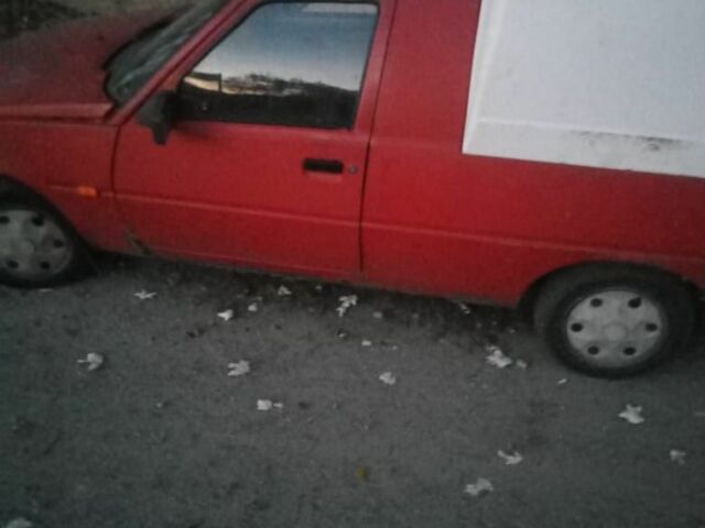 Красный ЗАЗ Таврия, объемом двигателя 0 л и пробегом 2 тыс. км за 427 $, фото 1 на Automoto.ua