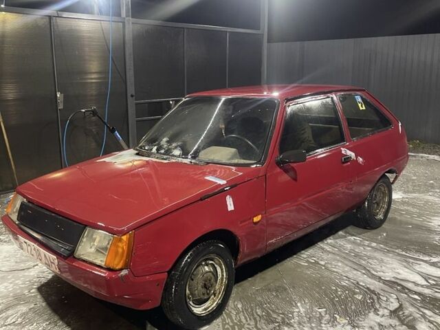 Красный ЗАЗ Таврия, объемом двигателя 1.1 л и пробегом 250 тыс. км за 214 $, фото 1 на Automoto.ua