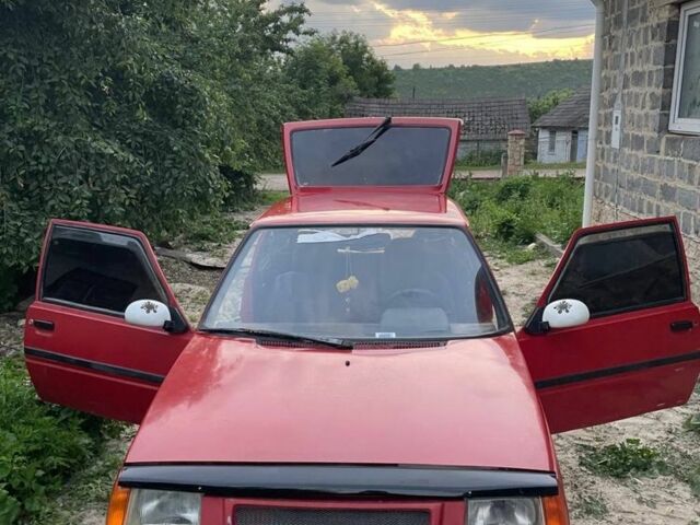 Червоний ЗАЗ Таврія, об'ємом двигуна 1.1 л та пробігом 1 тис. км за 550 $, фото 1 на Automoto.ua