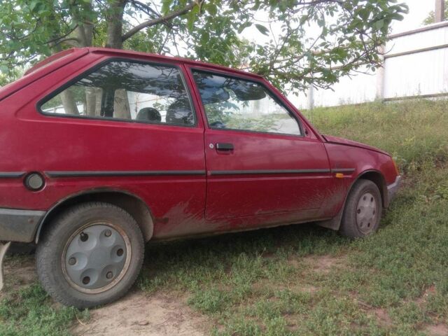 Червоний ЗАЗ Таврія, об'ємом двигуна 2.45 л та пробігом 200 тис. км за 408 $, фото 1 на Automoto.ua