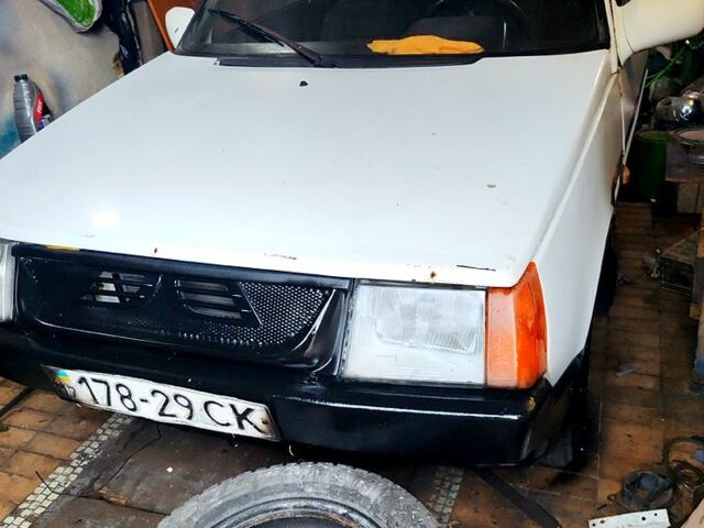 ЗАЗ Таврия, объемом двигателя 1.1 л и пробегом 40 тыс. км за 450 $, фото 1 на Automoto.ua