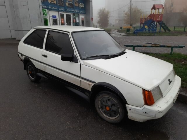Серый ЗАЗ Таврия, объемом двигателя 1 л и пробегом 400 тыс. км за 595 $, фото 1 на Automoto.ua
