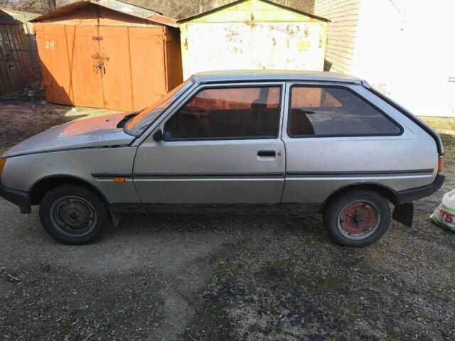 Серый ЗАЗ Таврия, объемом двигателя 0 л и пробегом 200 тыс. км за 300 $, фото 1 на Automoto.ua