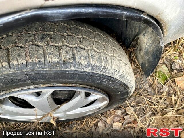 Сірий ЗАЗ Таврія, об'ємом двигуна 1.1 л та пробігом 300 тис. км за 270 $, фото 1 на Automoto.ua