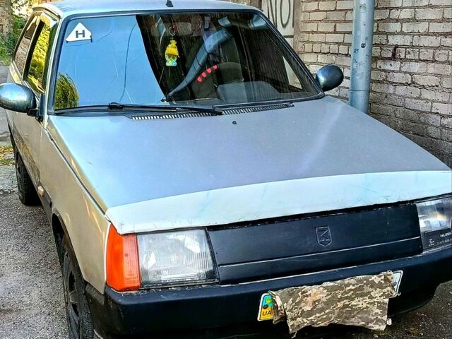 Серый ЗАЗ Таврия, объемом двигателя 1.1 л и пробегом 244 тыс. км за 600 $, фото 1 на Automoto.ua