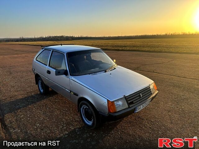 Серый ЗАЗ Таврия, объемом двигателя 1.3 л и пробегом 160 тыс. км за 450 $, фото 1 на Automoto.ua