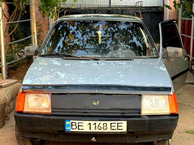 Серый ЗАЗ Таврия, объемом двигателя 1.1 л и пробегом 241 тыс. км за 1100 $, фото 1 на Automoto.ua