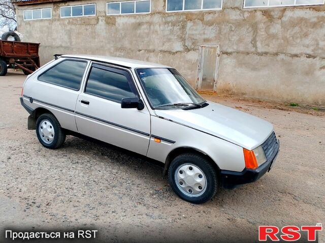 Серый ЗАЗ Таврия, объемом двигателя 1.1 л и пробегом 111 тыс. км за 850 $, фото 1 на Automoto.ua
