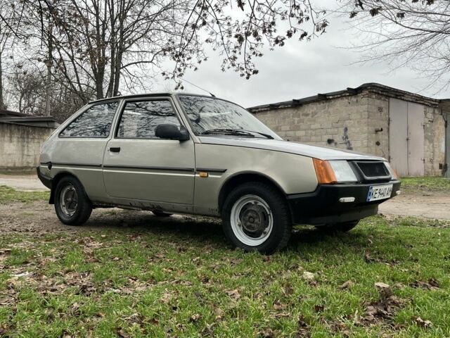 Сірий ЗАЗ Таврія, об'ємом двигуна 1.2 л та пробігом 344 тис. км за 1100 $, фото 1 на Automoto.ua