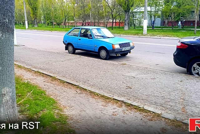 Синій ЗАЗ Таврія, об'ємом двигуна 1.1 л та пробігом 0 тис. км за 1200 $, фото 1 на Automoto.ua