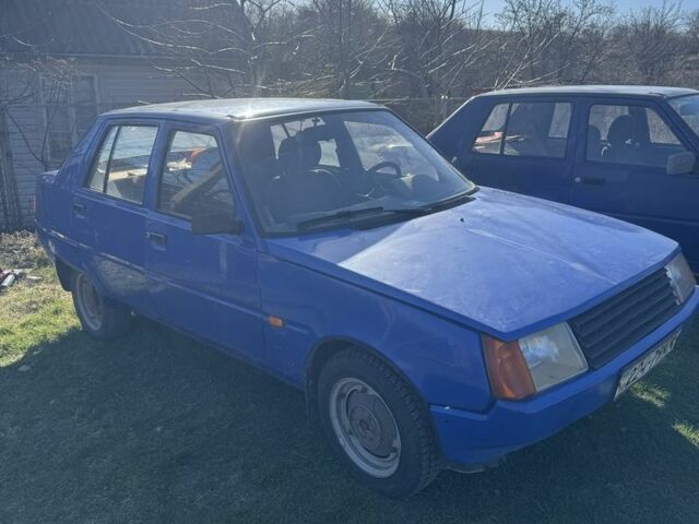 Синий ЗАЗ Таврия, объемом двигателя 1.2 л и пробегом 120 тыс. км за 460 $, фото 1 на Automoto.ua