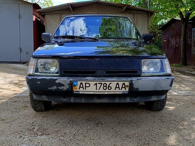 Синий ЗАЗ Таврия, объемом двигателя 1.3 л и пробегом 220 тыс. км за 1000 $, фото 1 на Automoto.ua