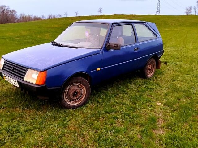Синий ЗАЗ Таврия, объемом двигателя 1.2 л и пробегом 220 тыс. км за 470 $, фото 1 на Automoto.ua