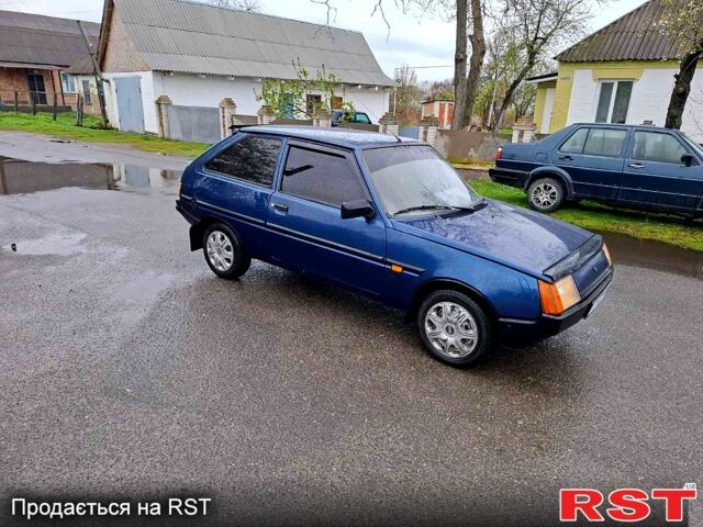 Синий ЗАЗ Таврия, объемом двигателя 1.2 л и пробегом 71 тыс. км за 1250 $, фото 1 на Automoto.ua