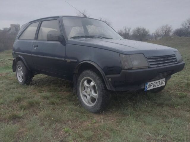 Синий ЗАЗ Таврия, объемом двигателя 1.2 л и пробегом 250 тыс. км за 1000 $, фото 1 на Automoto.ua