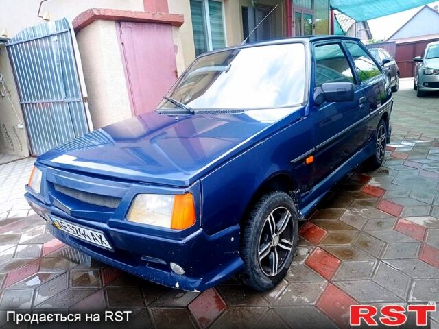 Синий ЗАЗ Таврия, объемом двигателя 1.2 л и пробегом 97 тыс. км за 1300 $, фото 1 на Automoto.ua