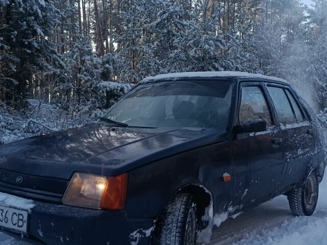 Синий ЗАЗ Таврия, объемом двигателя 1.2 л и пробегом 230 тыс. км за 610 $, фото 1 на Automoto.ua