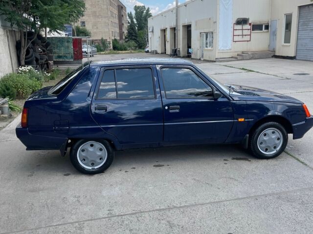Синий ЗАЗ Таврия, объемом двигателя 1.2 л и пробегом 17 тыс. км за 1747 $, фото 1 на Automoto.ua