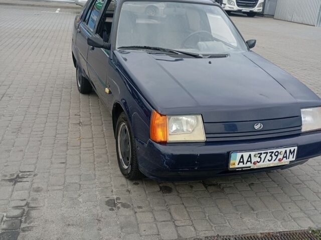 Синий ЗАЗ Таврия, объемом двигателя 1.2 л и пробегом 88 тыс. км за 1040 $, фото 1 на Automoto.ua