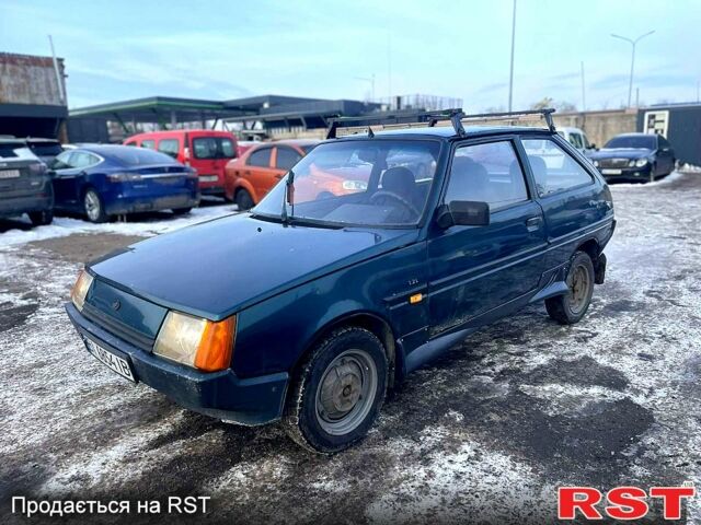Зеленый ЗАЗ Таврия, объемом двигателя 1.1 л и пробегом 175 тыс. км за 650 $, фото 1 на Automoto.ua