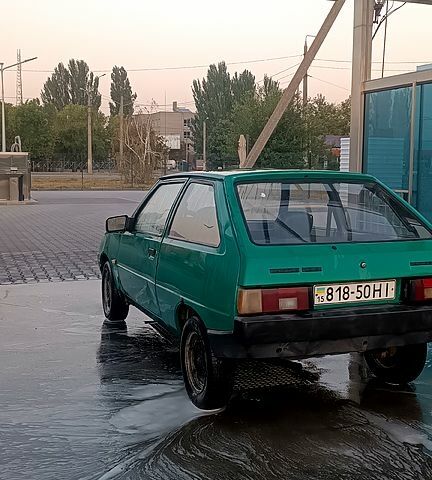 Зелений ЗАЗ Таврія, об'ємом двигуна 1.1 л та пробігом 203 тис. км за 650 $, фото 1 на Automoto.ua